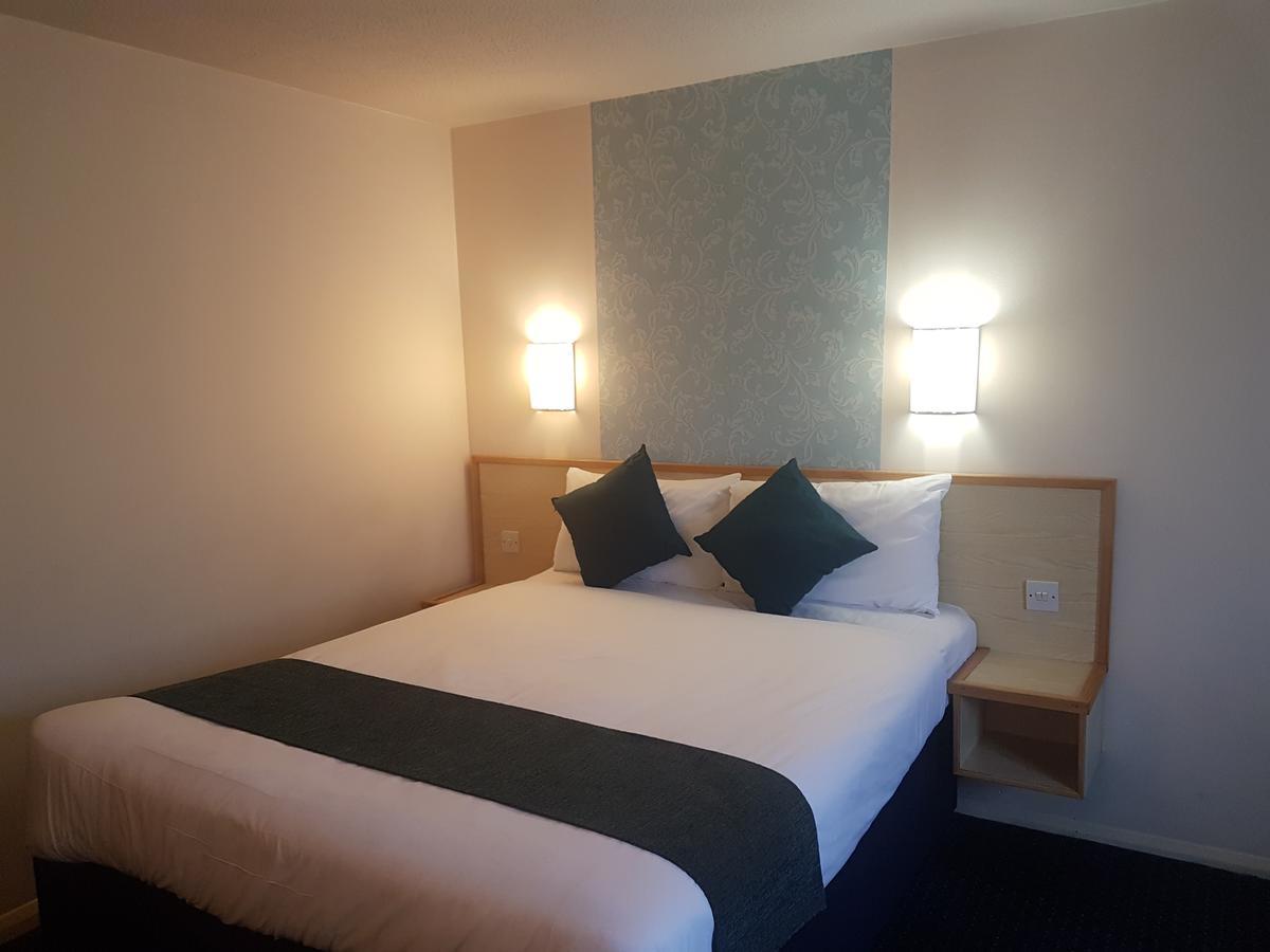 Days Inn Sutton Scotney North Bagian luar foto